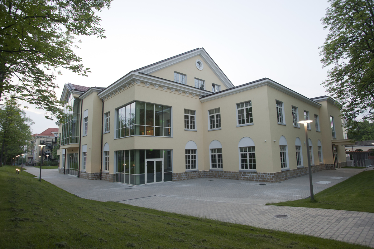 Academic Buildings Gallery (dsc_5621_resized).jpg