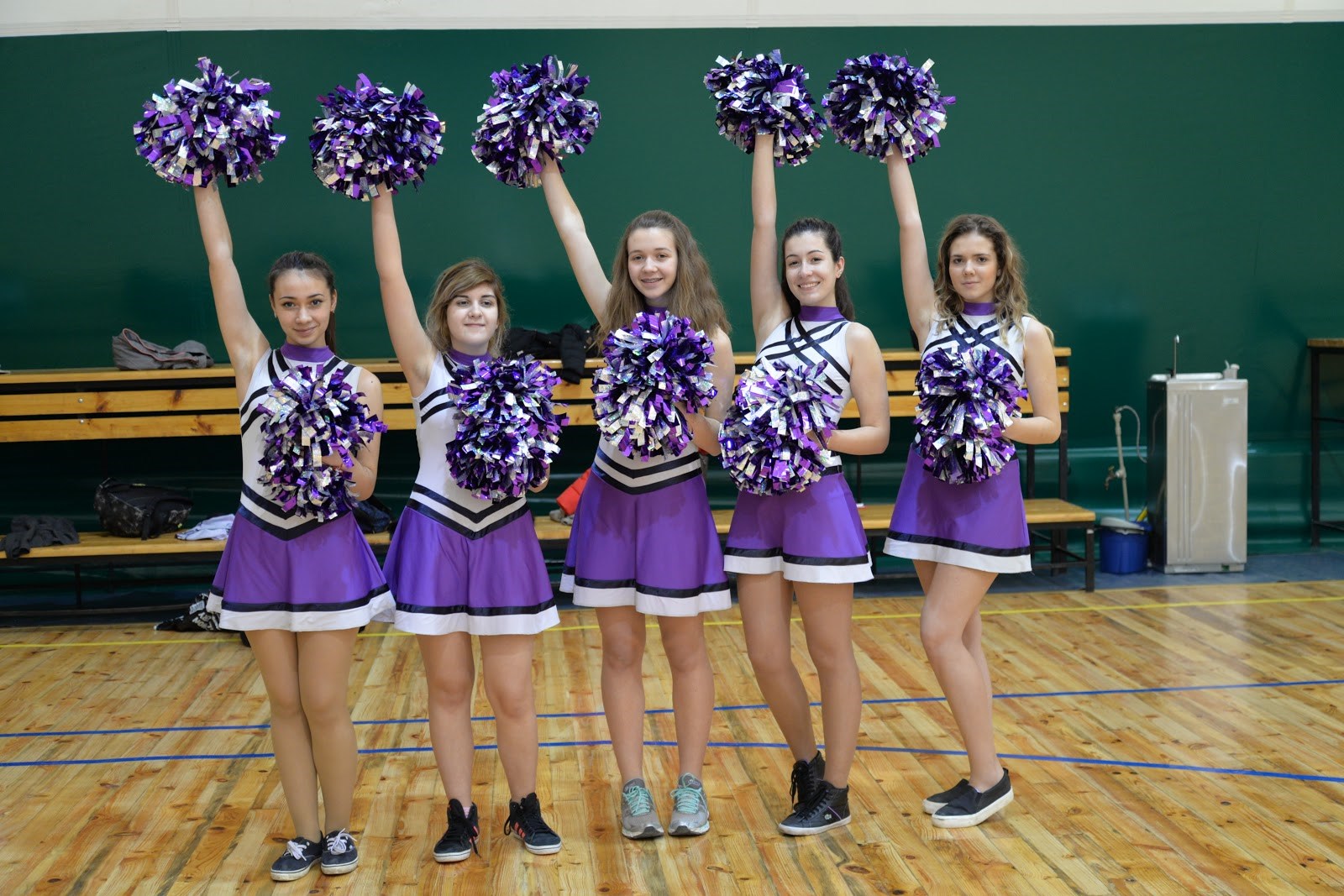 acs-cheerleaders_1jpg