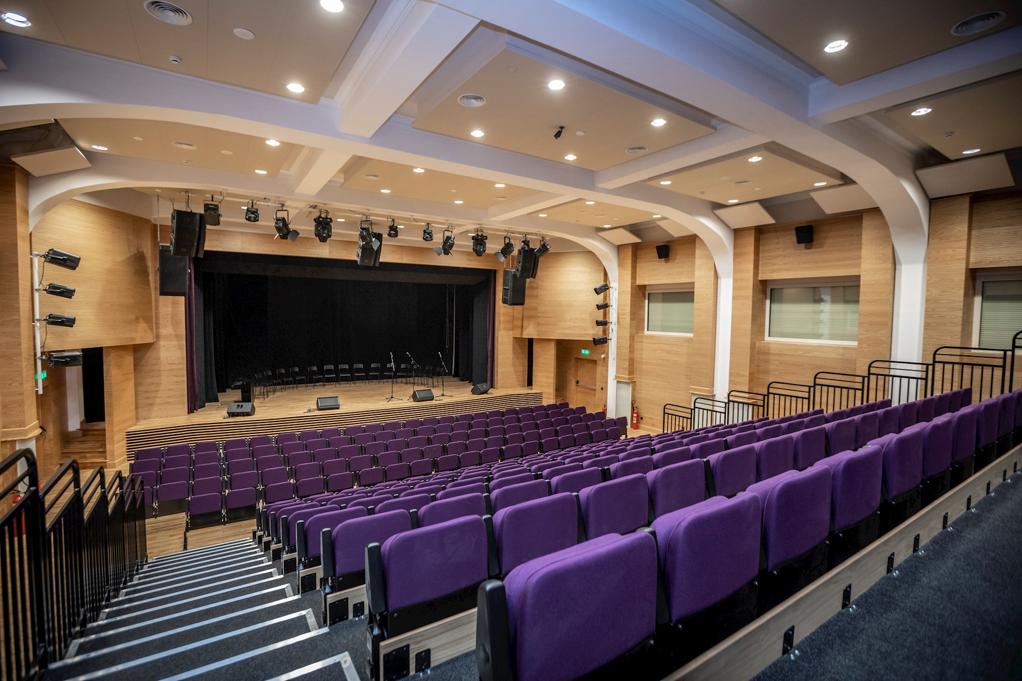 Academic Buildings Gallery (i-03).jpg