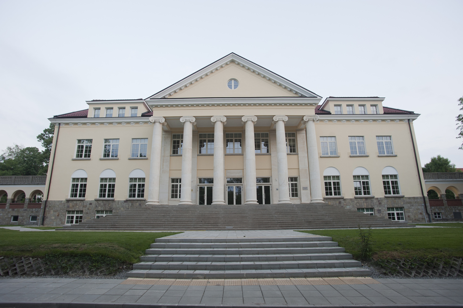 Academic Buildings Gallery (dsc_5634_resized).jpg